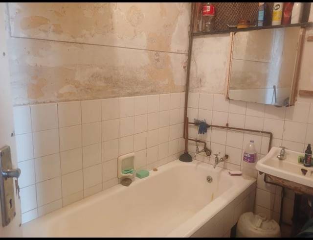 2 BEDROOM APARTMENT FOR SALE IN HILLBROW